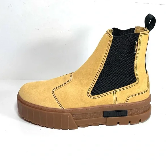 Puma Mayze Chelsea Suede Boot Women’s Size 8 Platform Gum Sole Wheat. - Picture 1 of 10